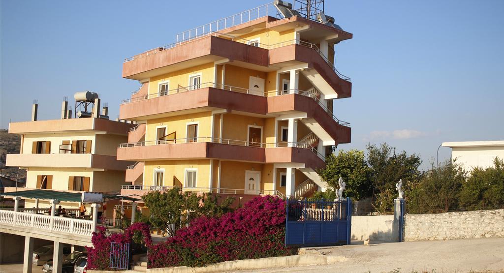 Apartments Vila Ardi Sarandë 部屋 写真